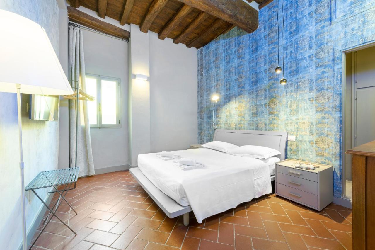 Santa Trinita Industrial Flat * Florenz